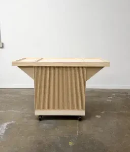 100